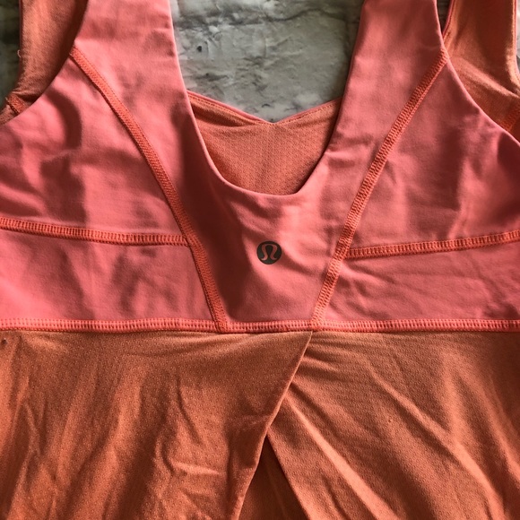 Lululemon Run Tame Me tank size 4 - Picture 6 of 9